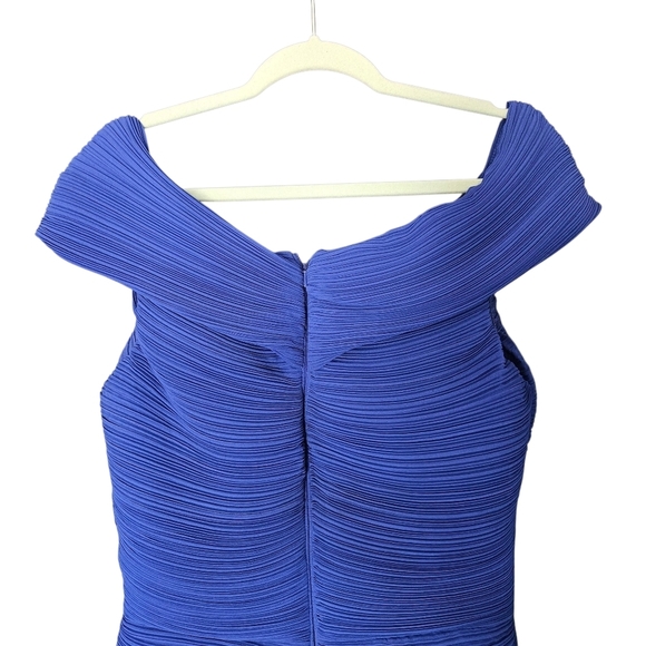 Women's Tadashi Shoji Blue Long Off The Shoulder Bow Evening Gown Dress 16 FLAW - Picture 4 of 12